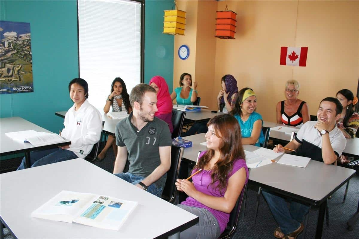 alt - Канада, East Coast School of Languages, Языковые курсы для взрослых (от 16 лет), 7