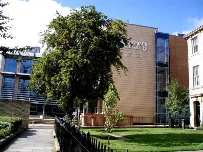 alt - , Newcastle University (Університет Ньюкасла), , 3