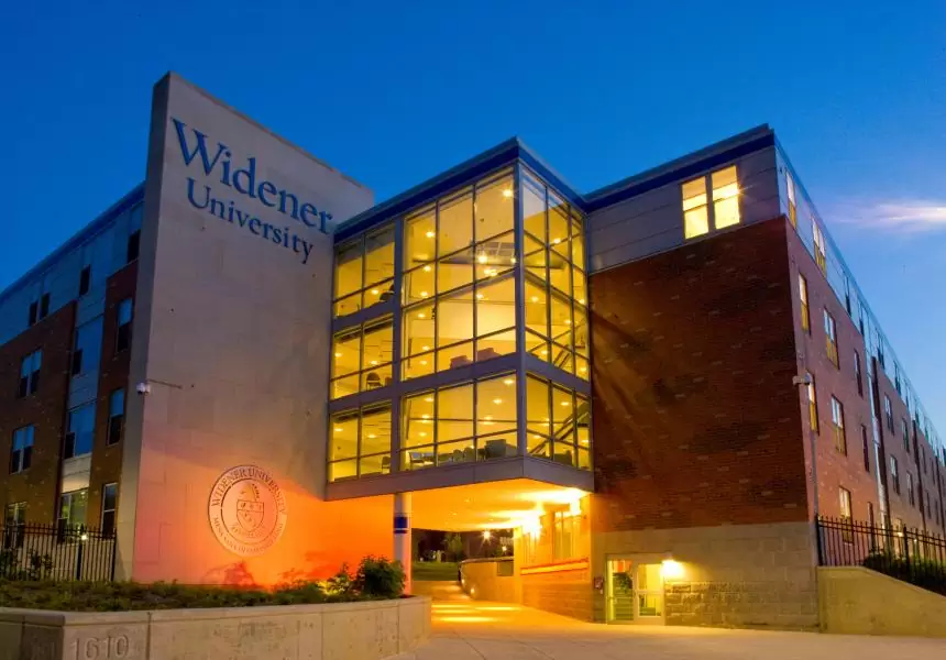 alt - , Widener University (Університет Уайднера), , 3