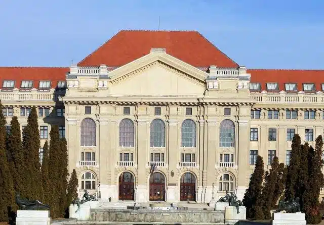 alt - , University of Debrecen (Дебреценський університет), , 1