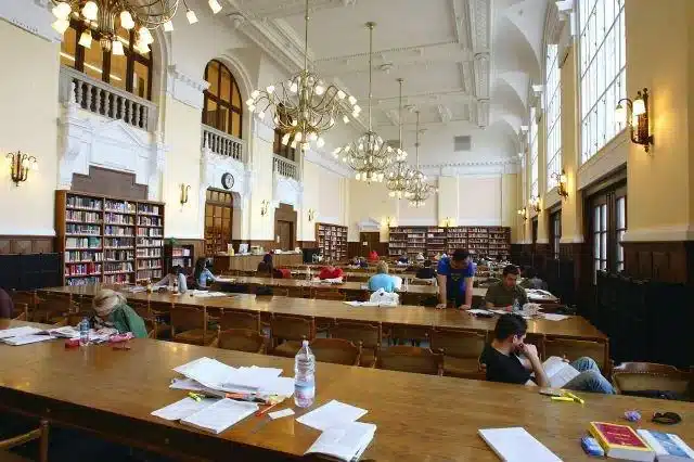 alt - , University of Debrecen (Дебреценський університет), , 3