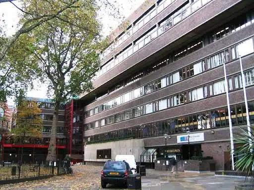 Корпус City University London