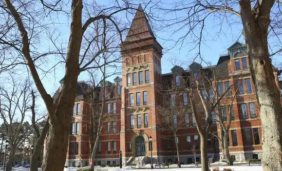 Кампус Dalhousie University