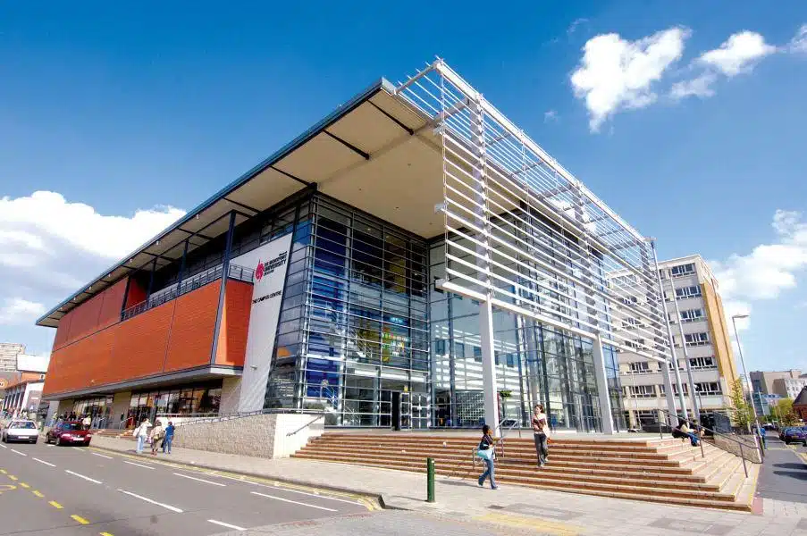 Кампус De Montfort University