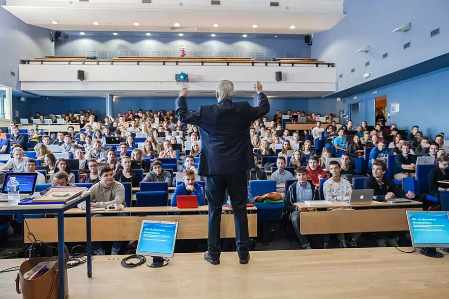 Лекція в La Rochelle Business School