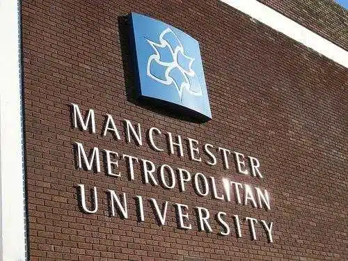 Вывеска Manchester Metropolitan University