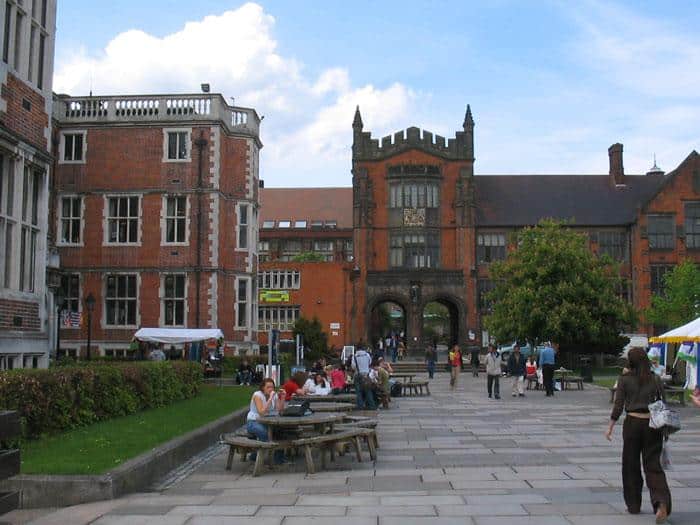 Главный корпус Newcastle University