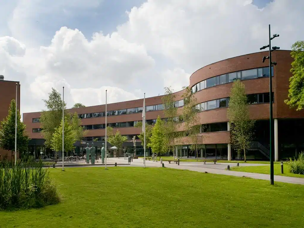 Новый кампус Nyenrode Business University