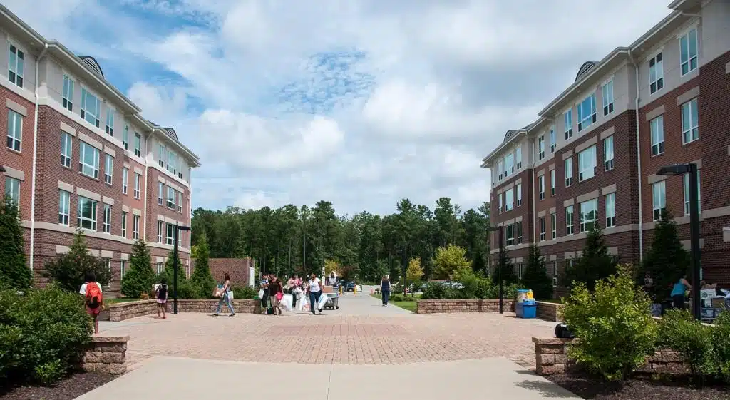 Студенческая територия Richard Bland College of William and Mary