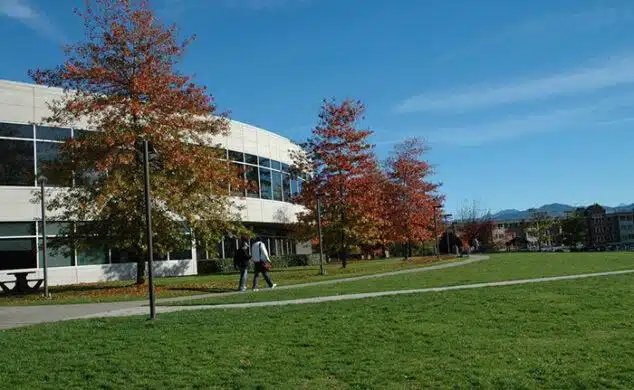 корпус The University of Fraser Valley