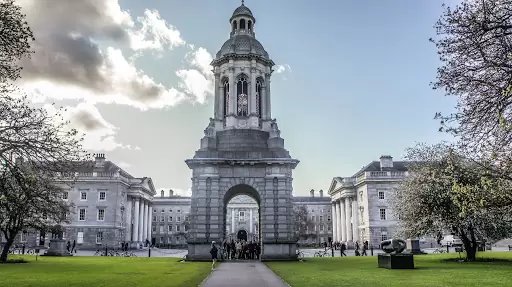 корпус Trinity College Dublin