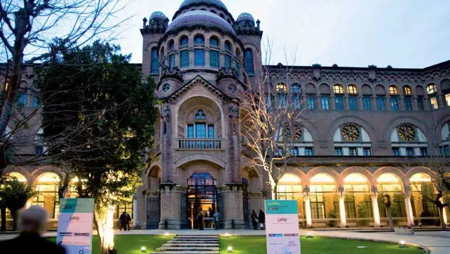 главный корпус Universitat Autònoma de Barcelona