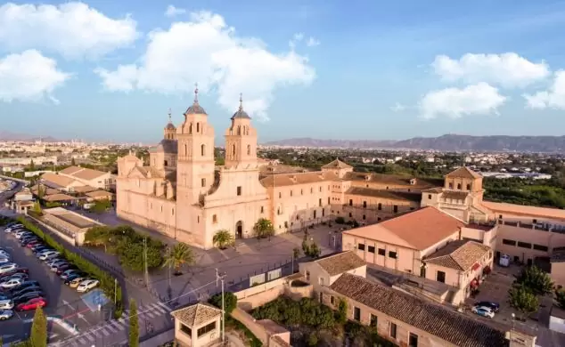 кампус Universidad Catolica San Antonio de Murcia