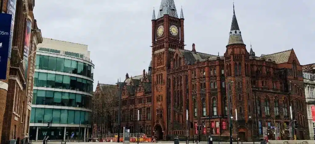 Головний корпус University of Liverpool