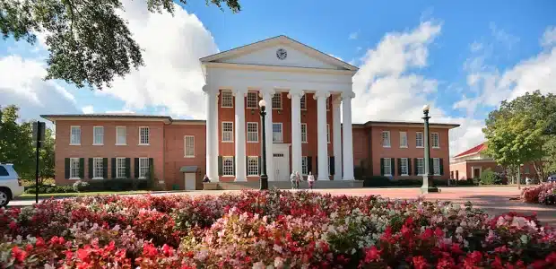 Корпус University of Mississippi