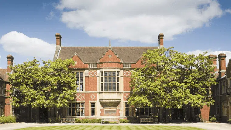 корупс University of Reading