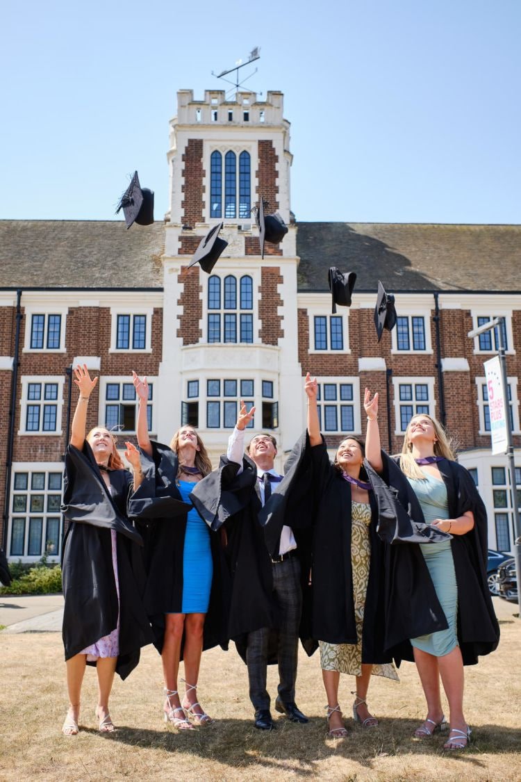 Loughborough University, выпускники