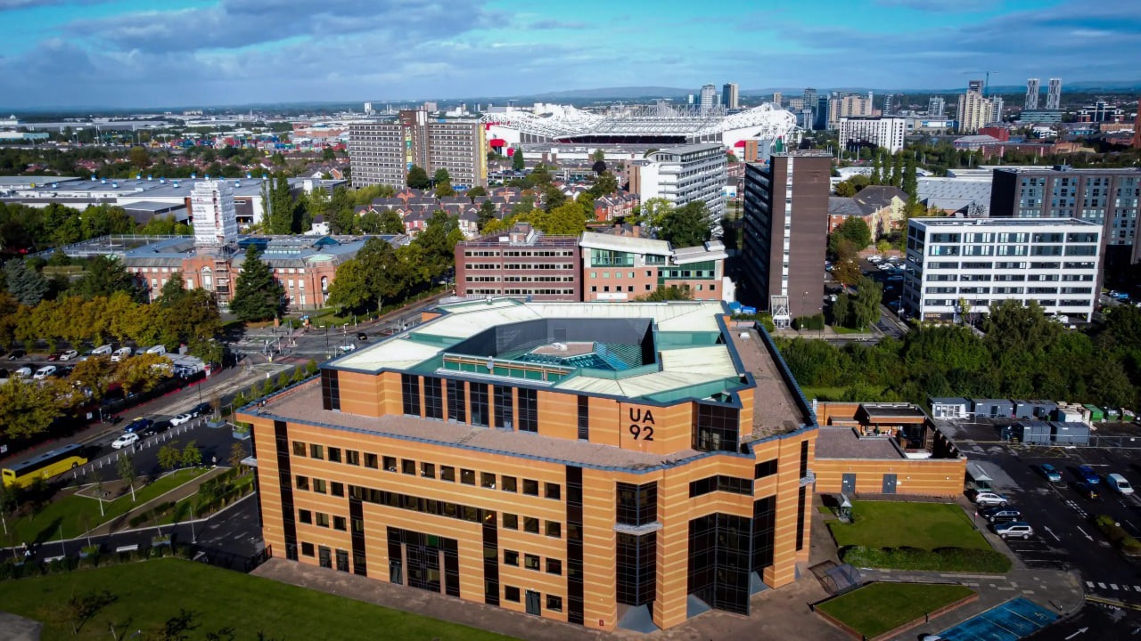 University Academy 92, корпус